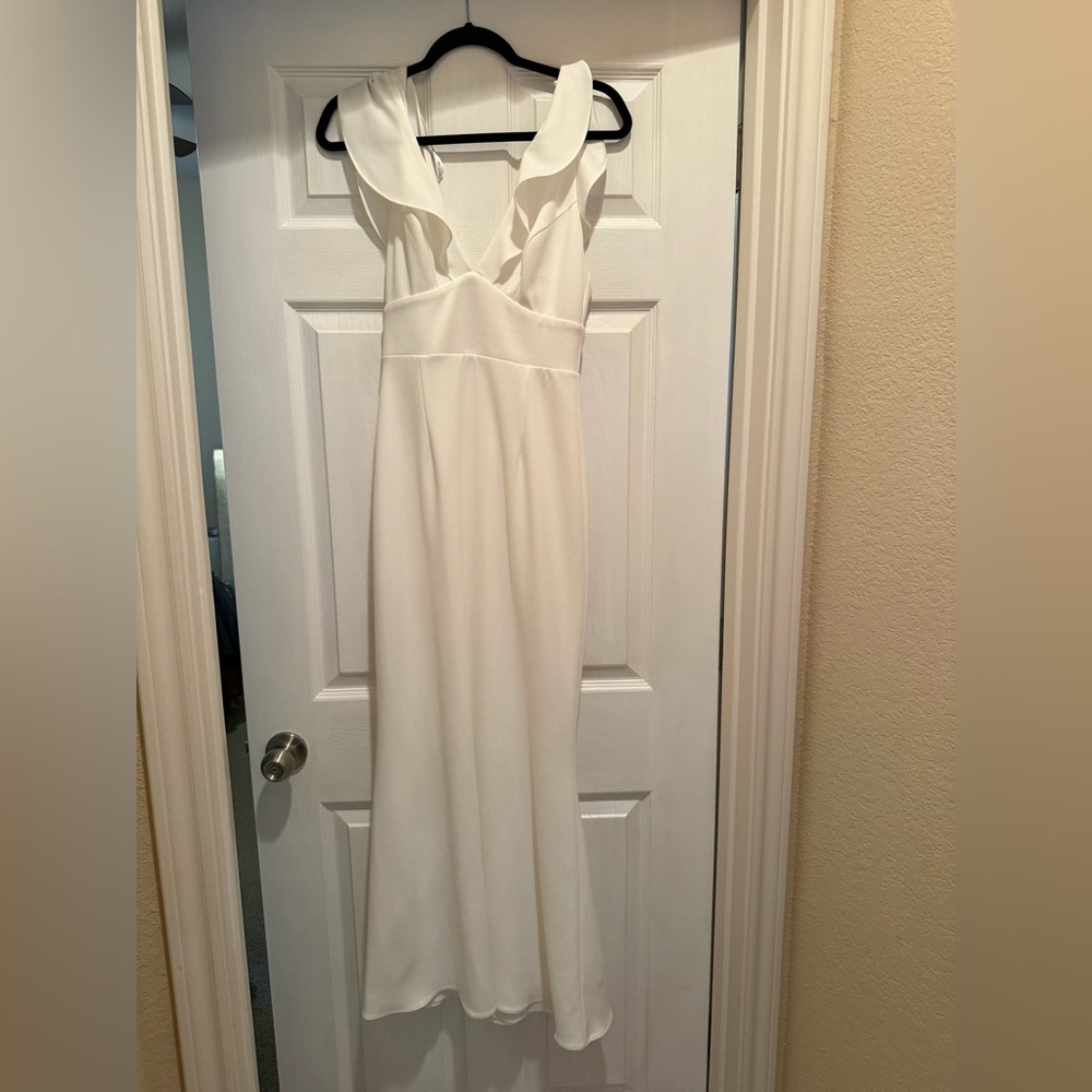 DB Studio Elegant White Backless Dress